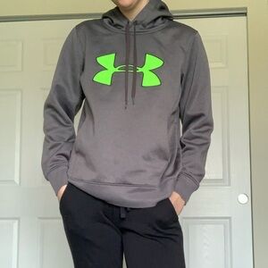 Under armour sweatshirt